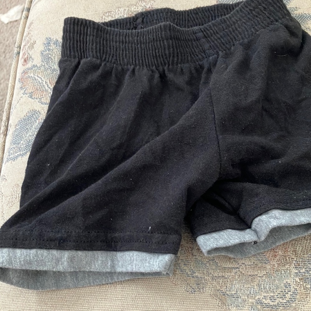 Garanimals shorts 18m